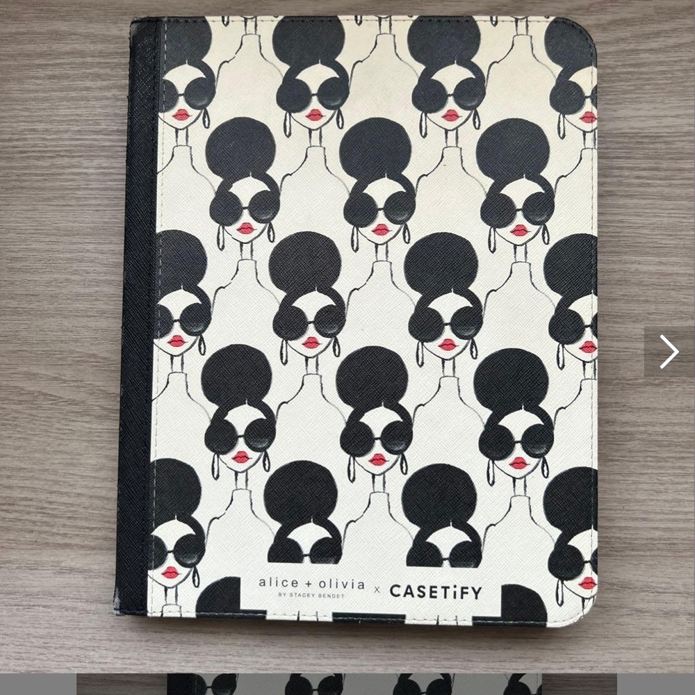 Alice+Olivia IPAD CASE